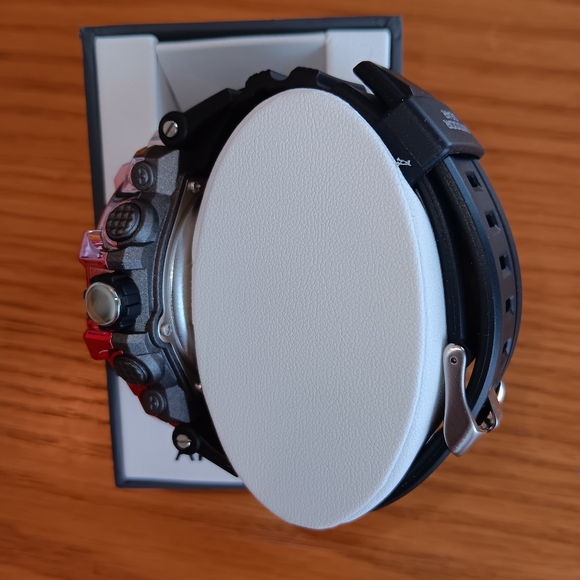 Armitron Sport Watch NEW - Picture 6 of 8